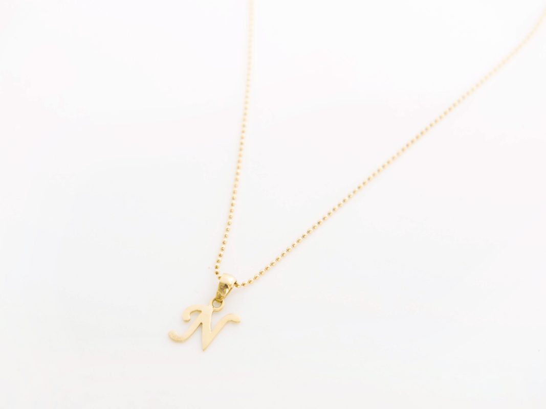 Collar letra N