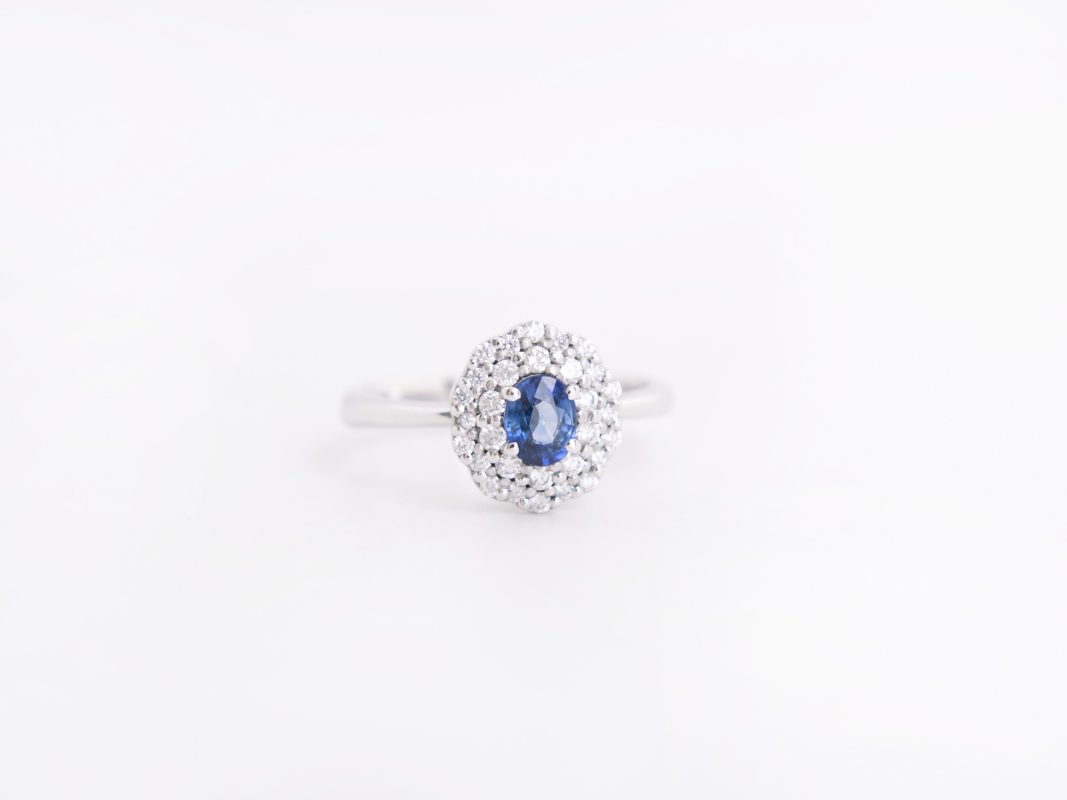 Anillo Moraglione con zafiros y diamantes