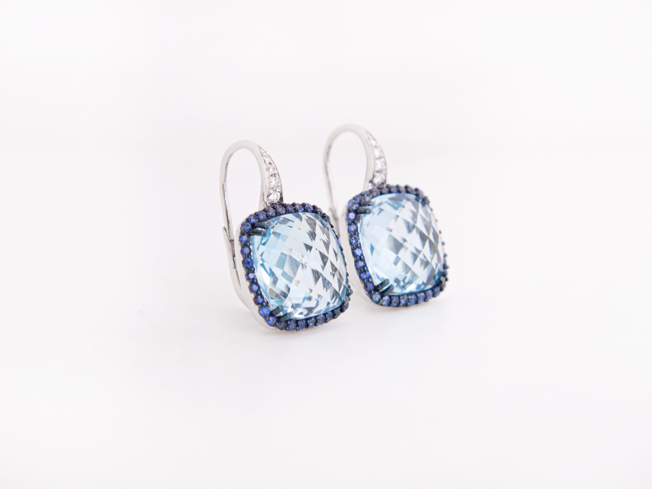 Aretes Moraglione con zafiros y topacios