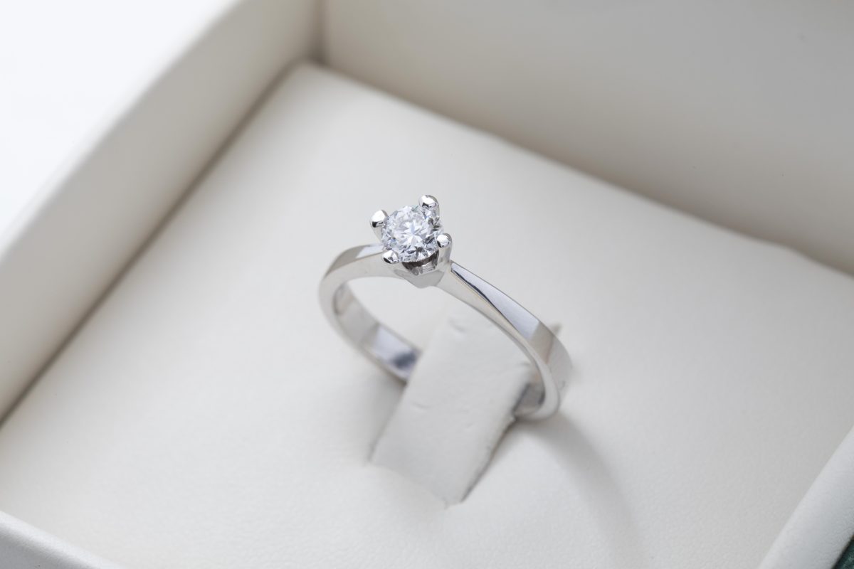 Anillo de compromiso con diamante 0.29Ct