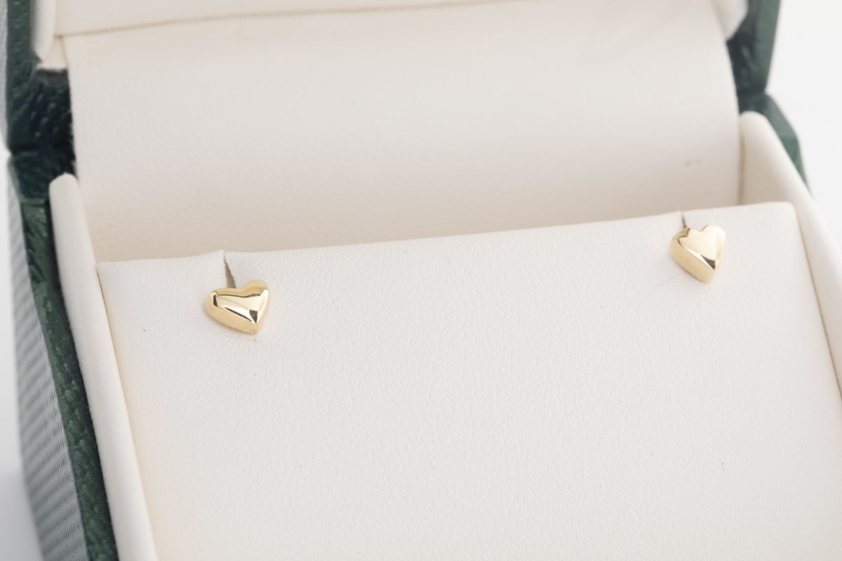 Aretes de bebé corazón