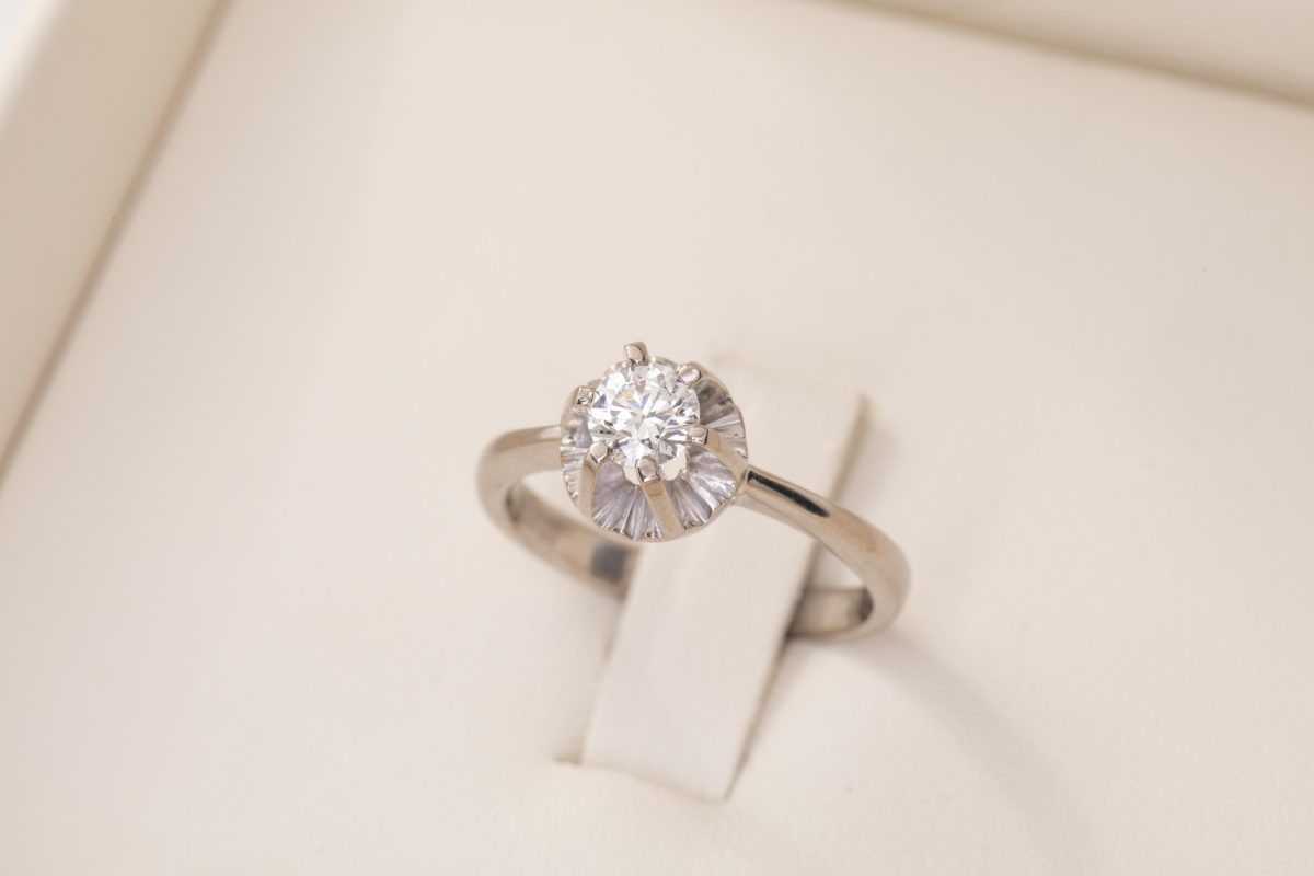 Anillo de compromiso con diamante 0.37ct
