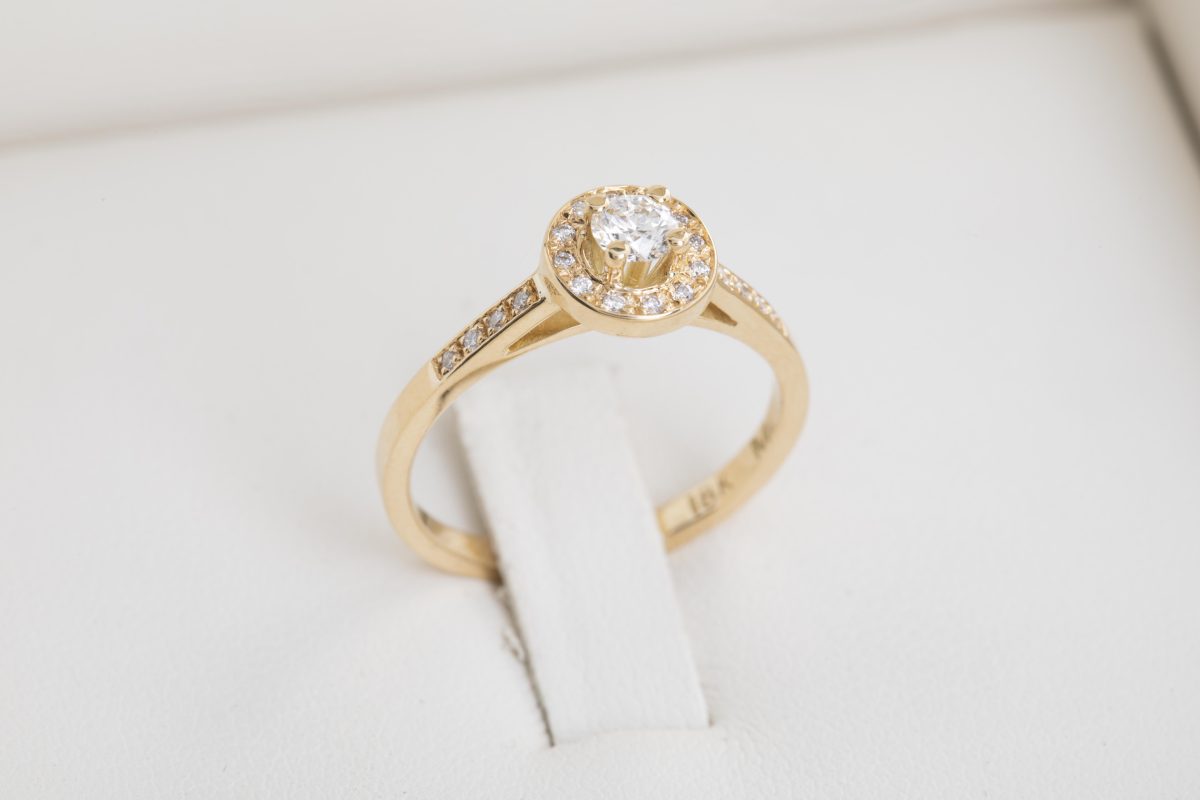 Anillo de compromiso con diamante 0.19ct
