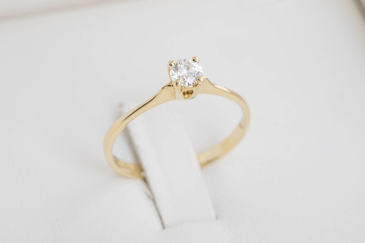 Anillo de compromiso con diamante 0.27ct