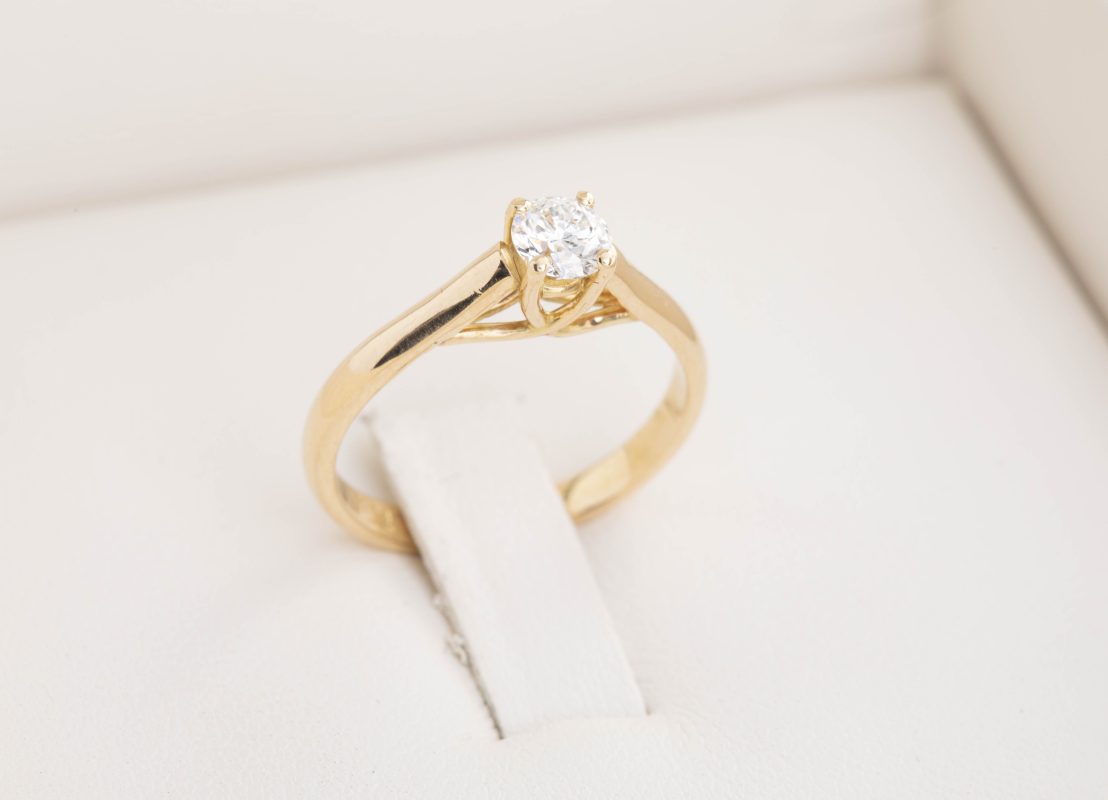 Anillo de compromiso con diamante 0.36ct