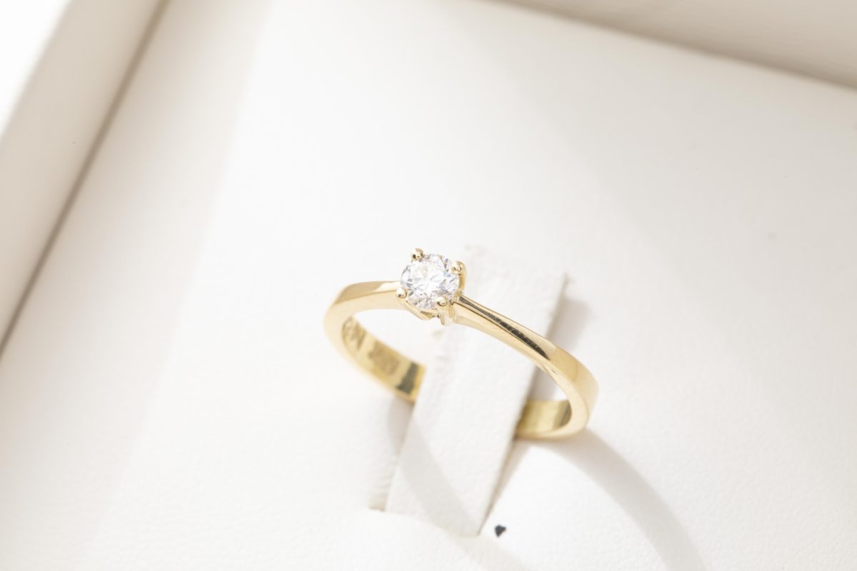 Anillo de compromiso 0.23Ct.