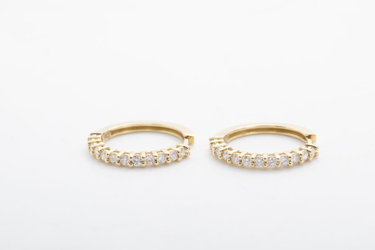 Argollas con diamantes