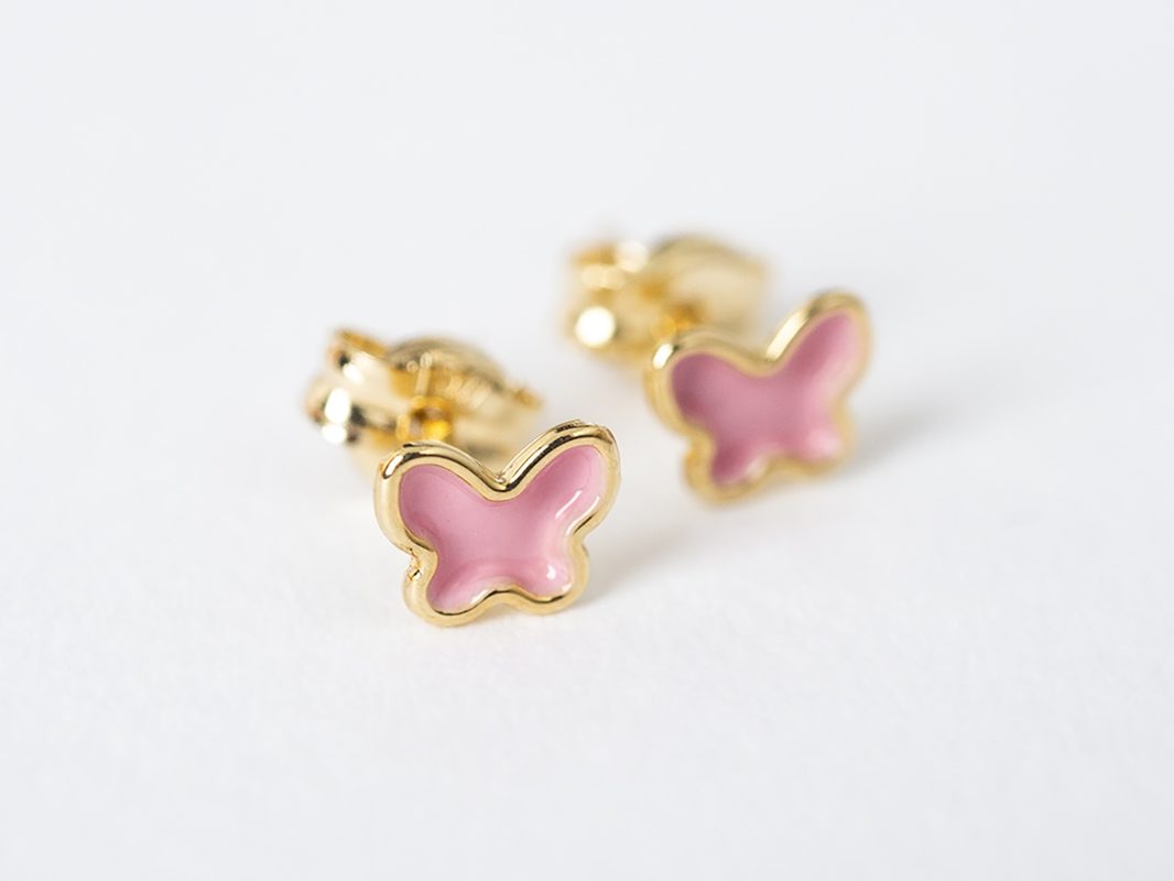 Aretes de mariposa rosadas