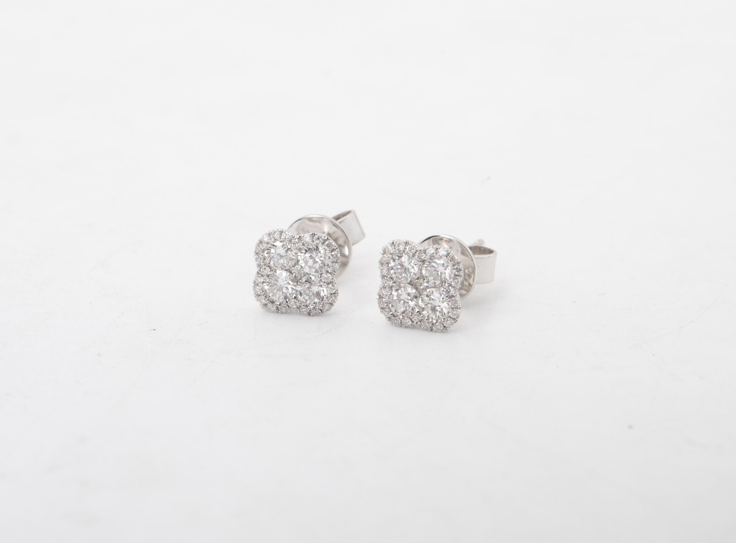 ARETES CON BRILLANTES