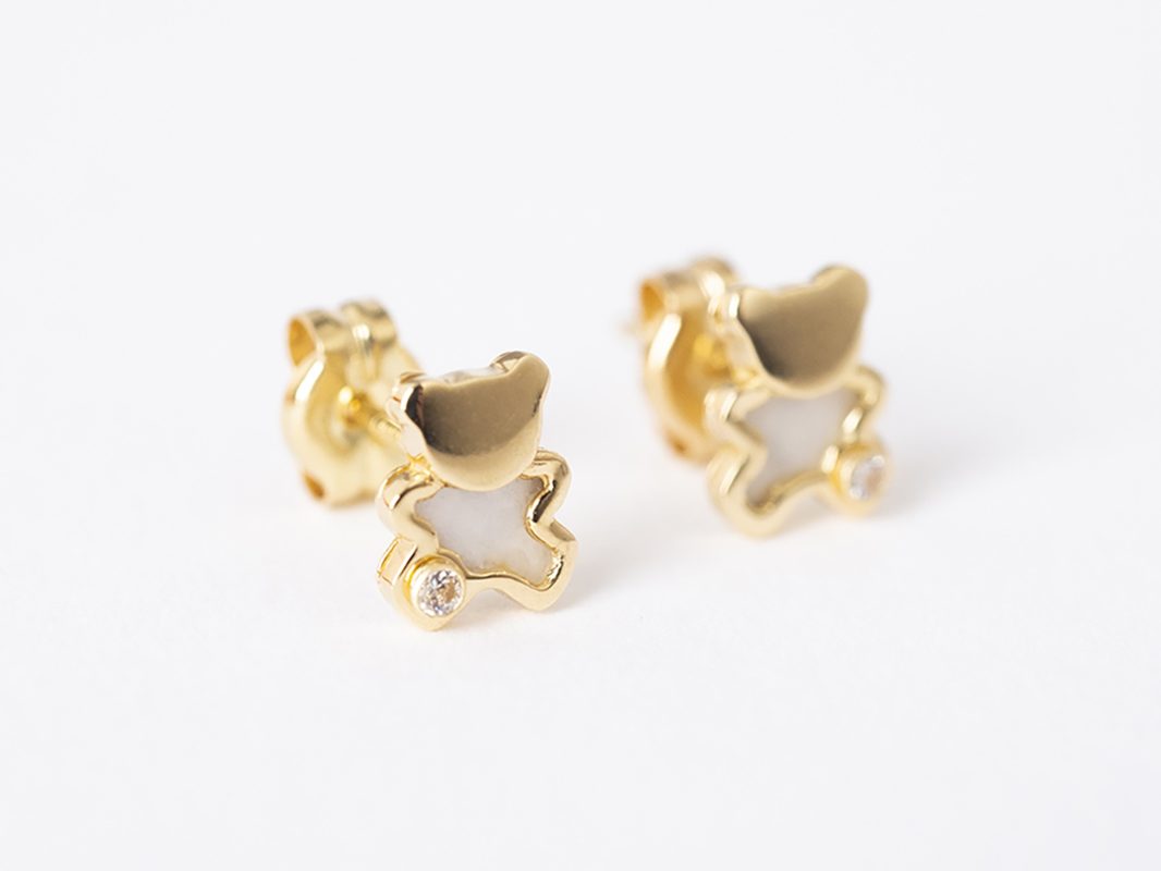 Aretes de oso con nácar