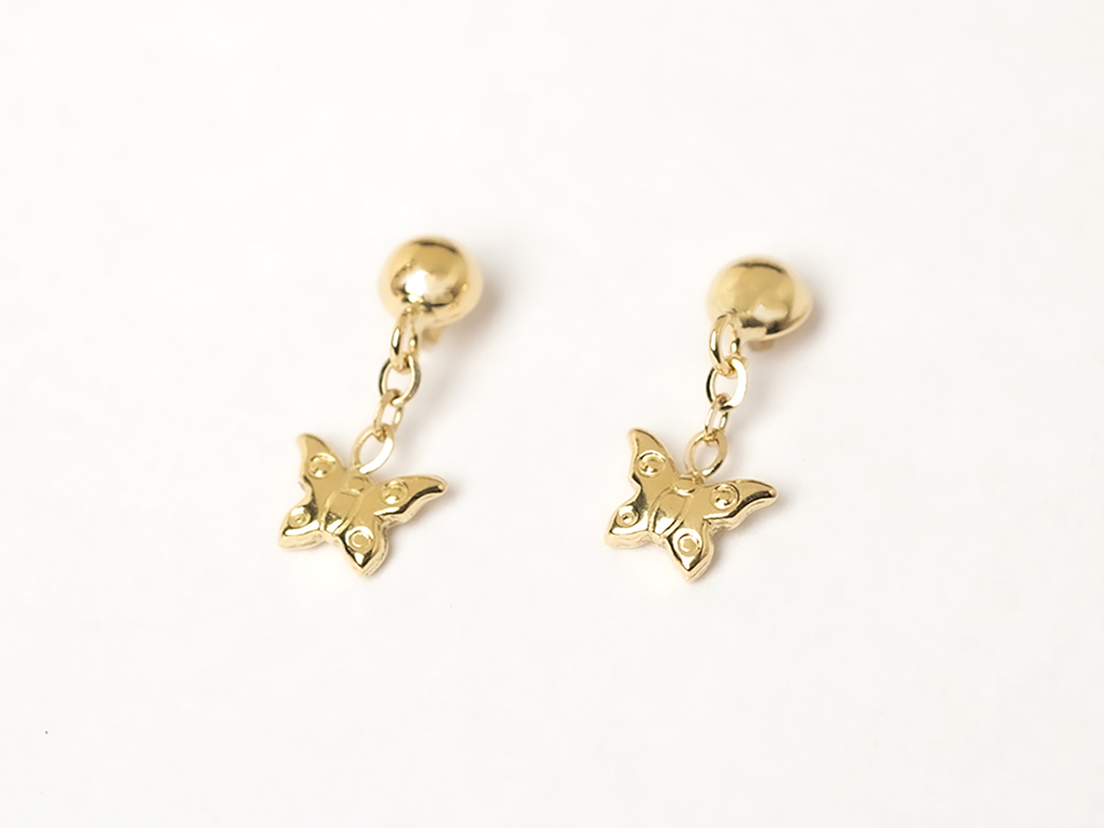 Aretes mariposa en oro amarillo