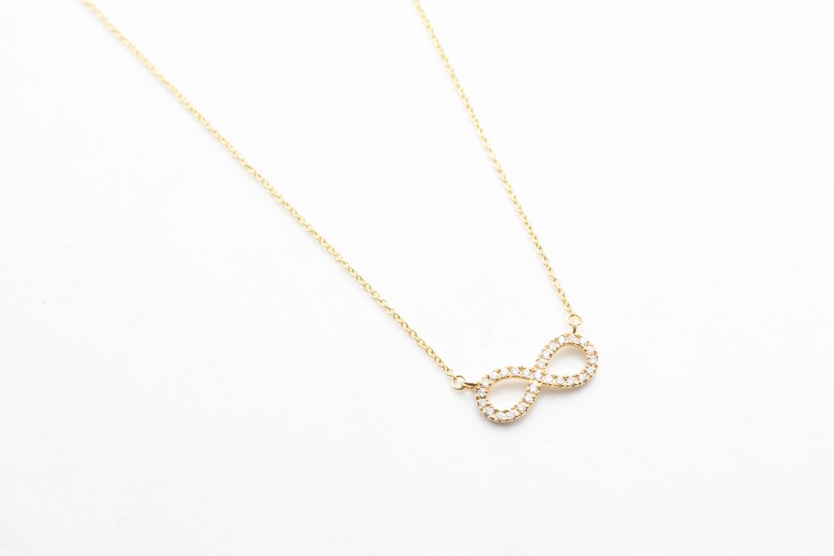 Collar infinito con diamantes