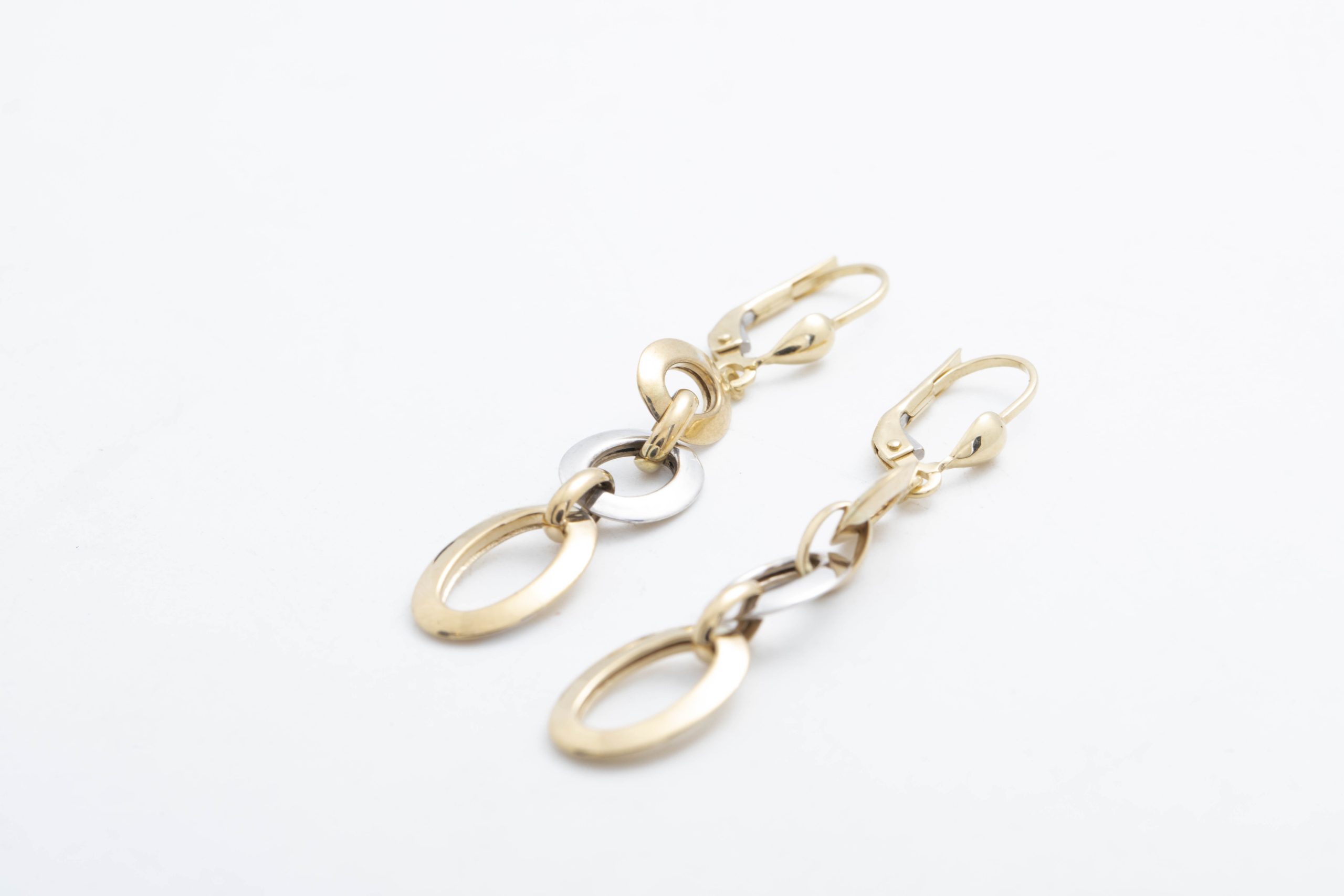 Aretes colgantes