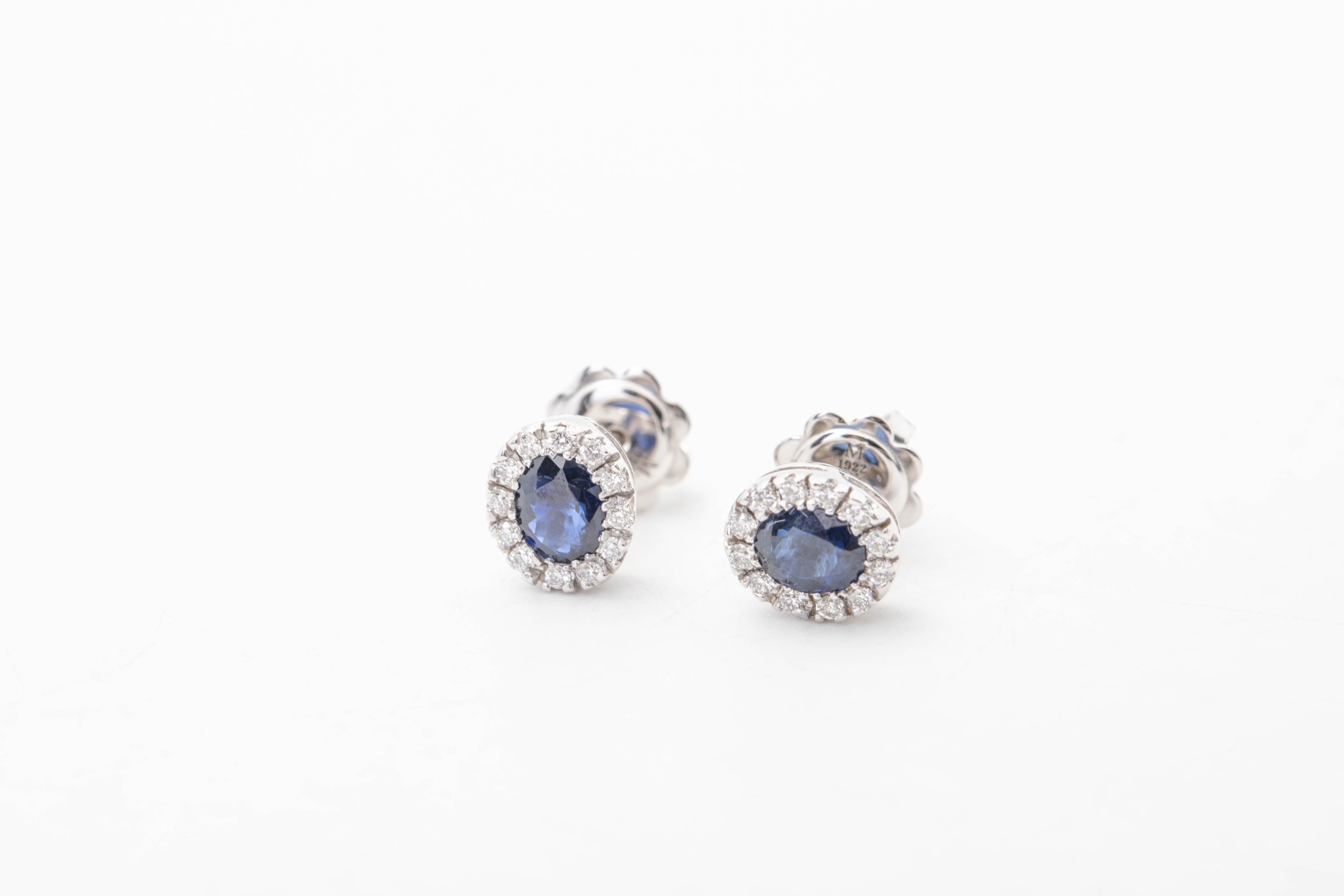 ARETES CON BRILLANTES Y ZAFIROS