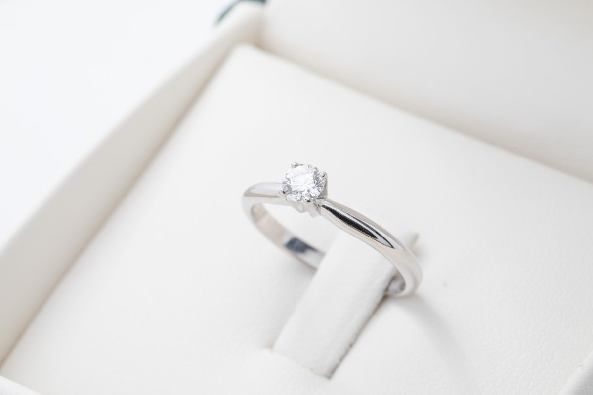 Anillo de compromiso Janice con diamante 0.27Ct.