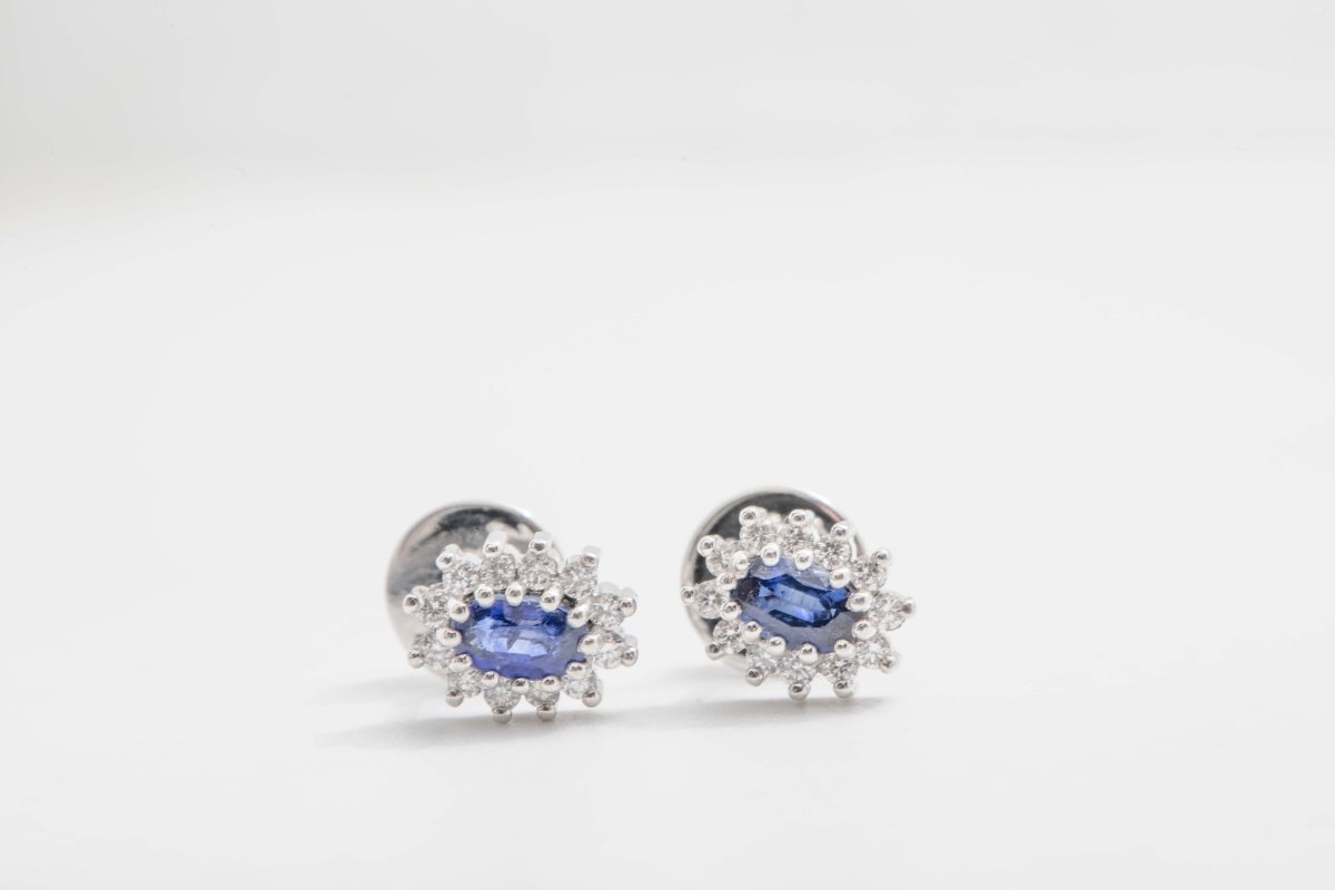 Aretes con zafiros y diamantes