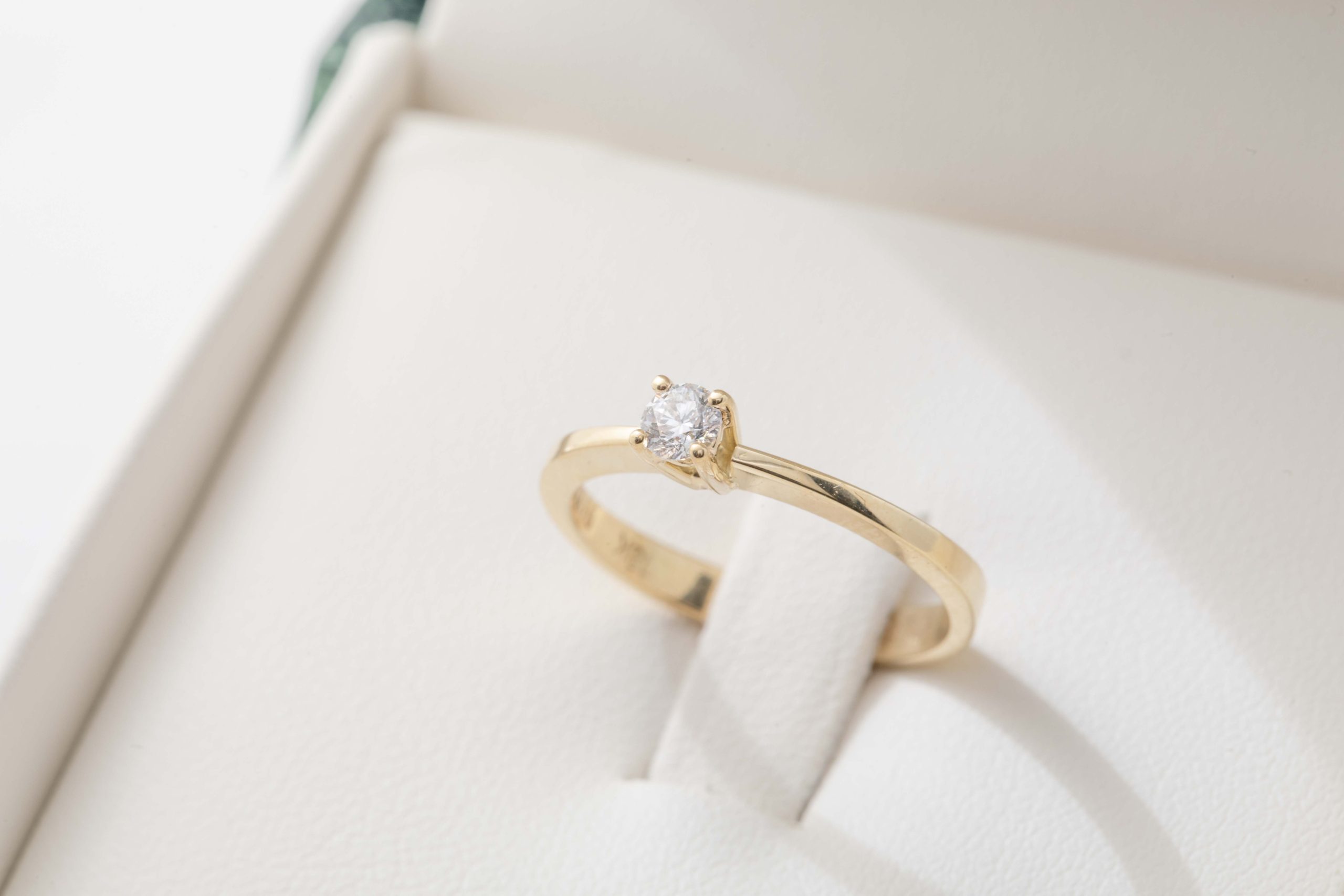 Anillo de compromiso Rocío 0.16Ct.