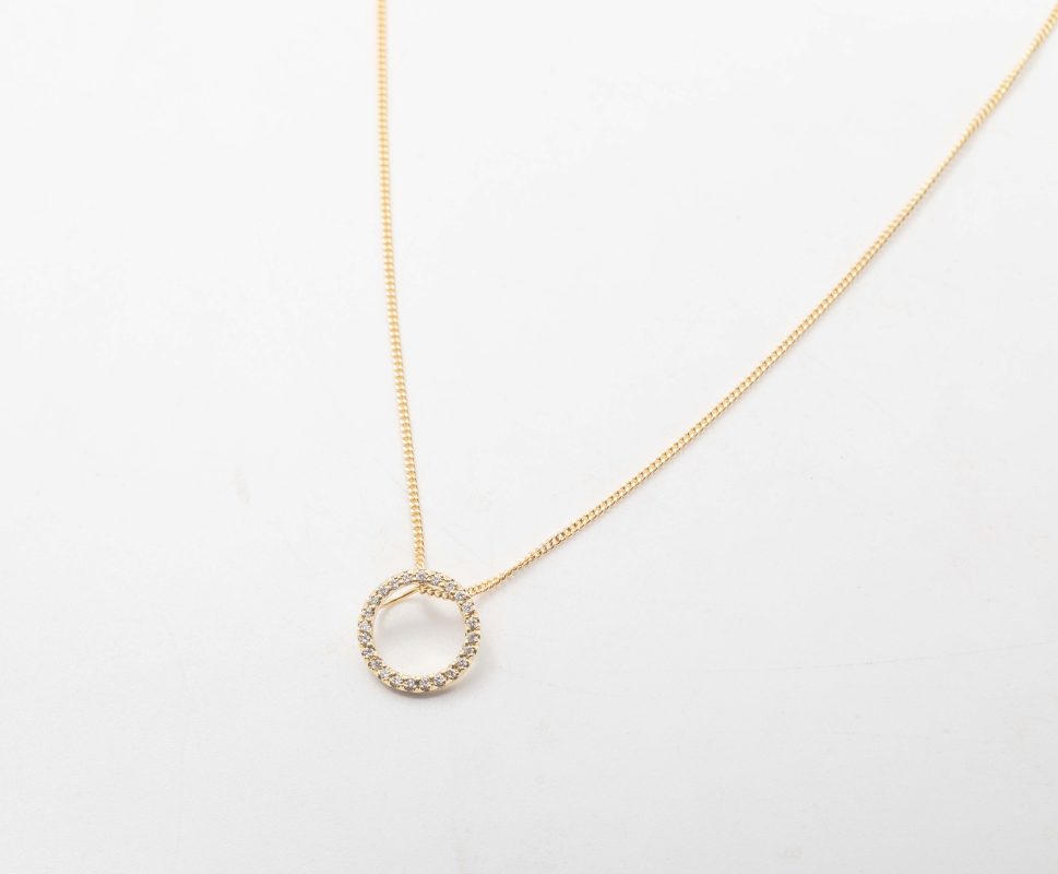 Collar círculo de la vida con diamantes