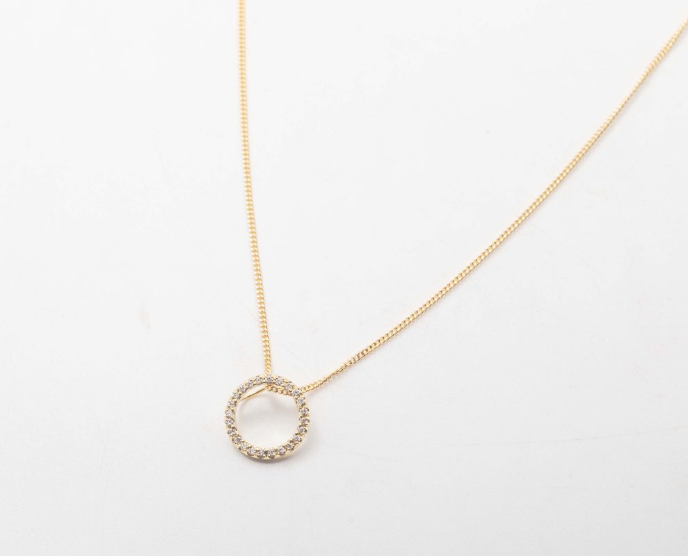 Collar círculo de la vida con diamantes