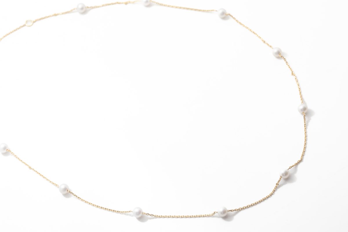 Collar con perlas