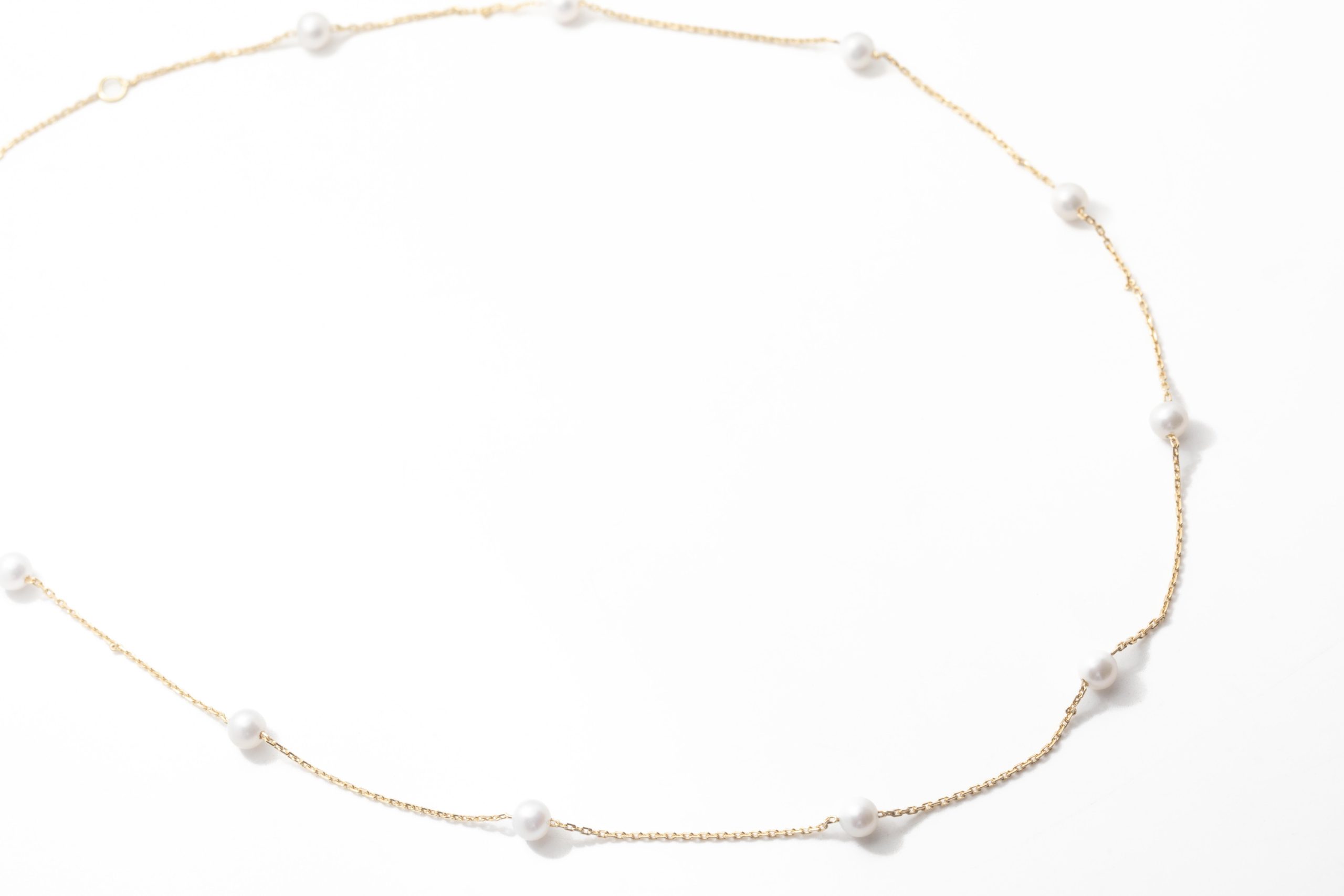 Collar con perlas