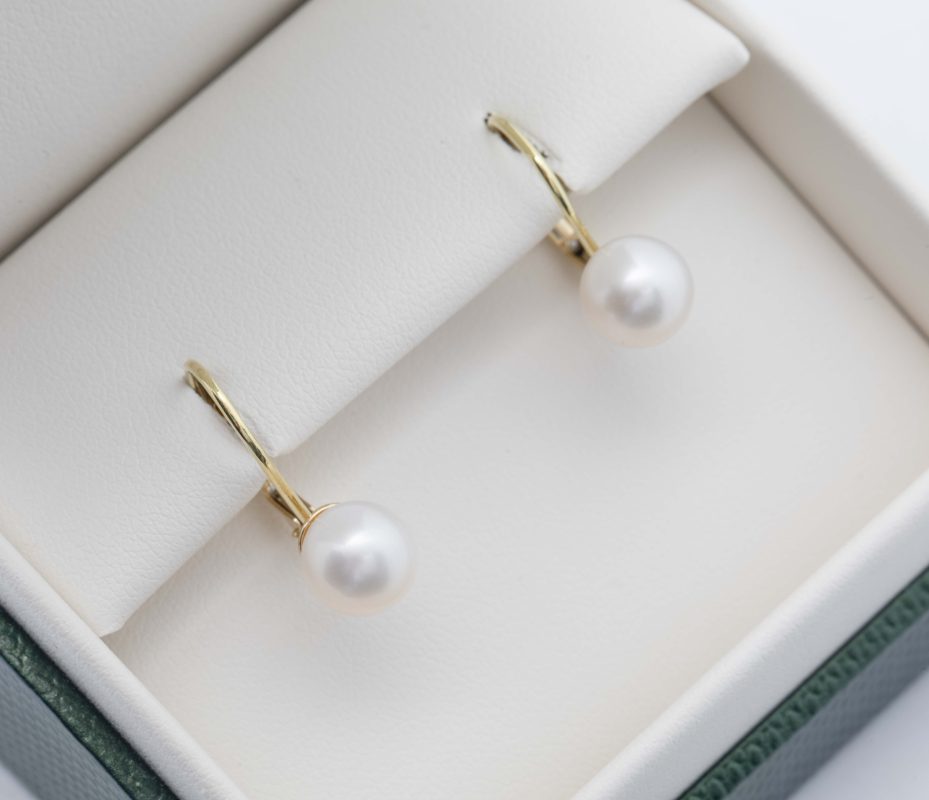 Aretes con perlas