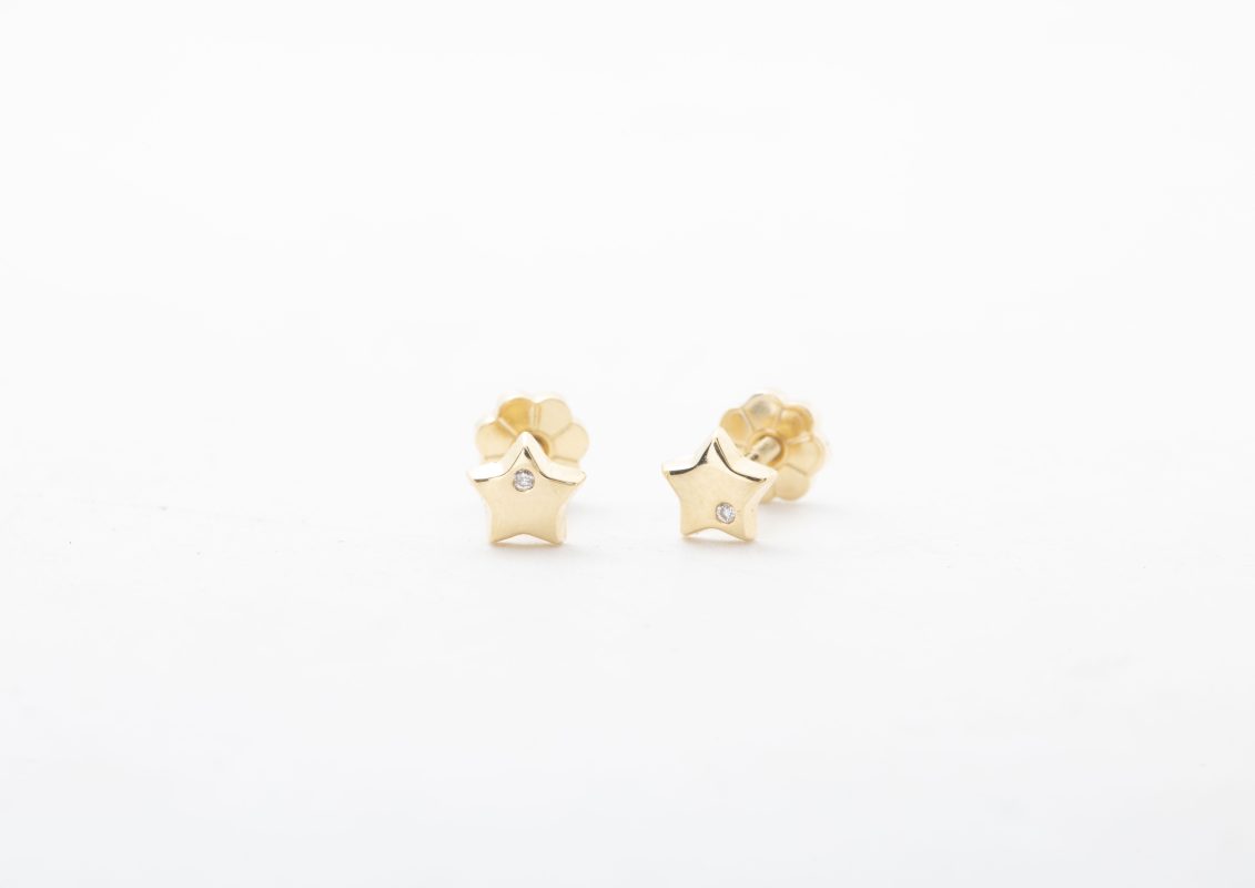 Aretes estrella con diamantes