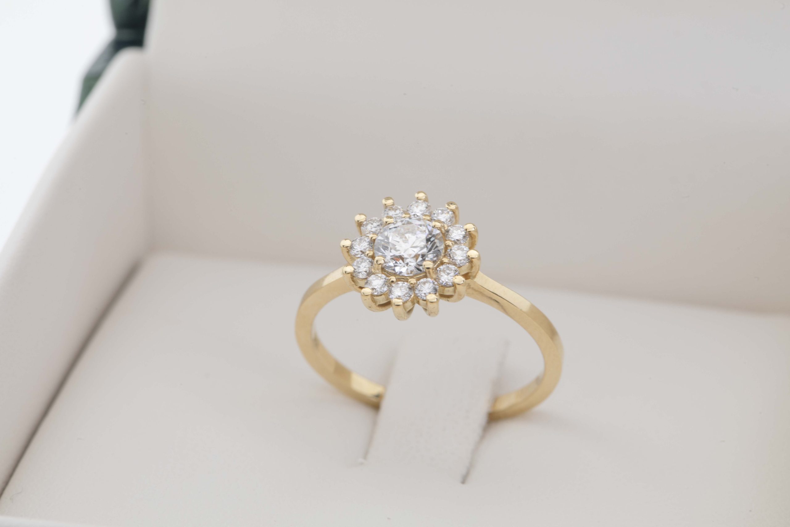 Anillo de compromiso con diamante 0.45ct