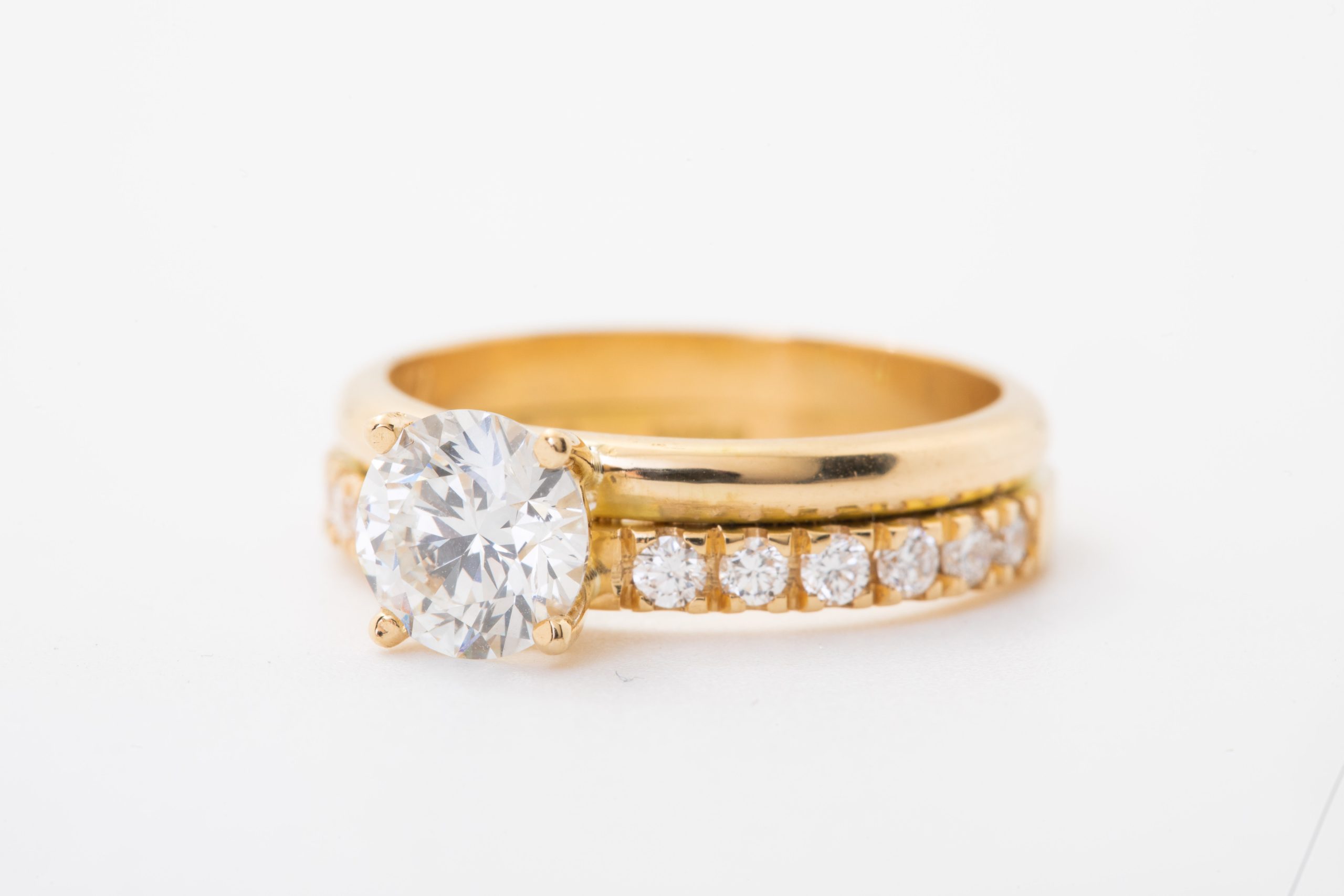 Anillo de compromiso con diamante 1.17Ct.