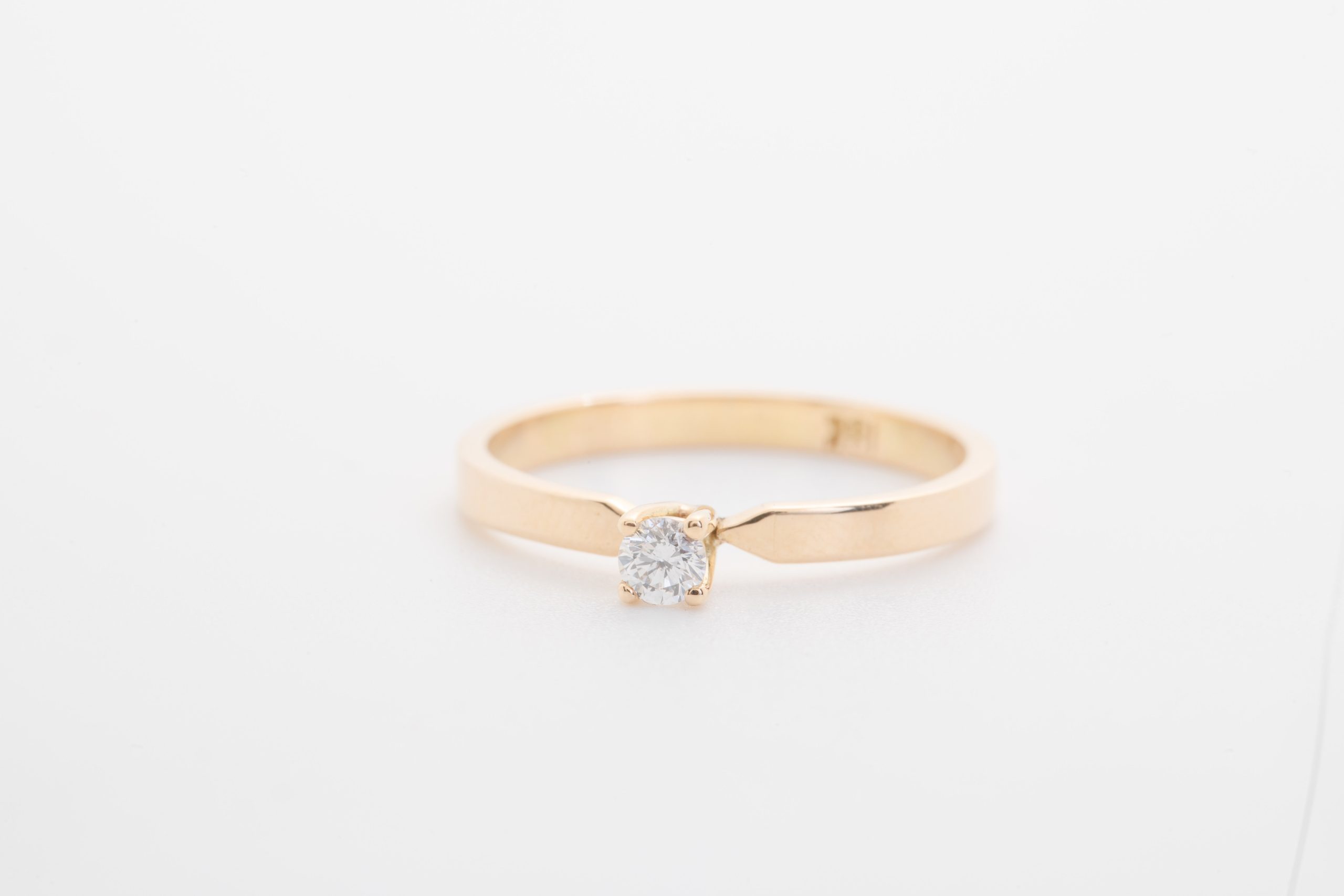 Anillo de compromiso 0.10Ct