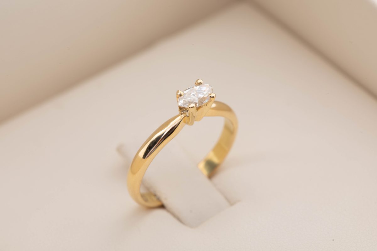 Anillo de compromiso con diamante 0.31ct