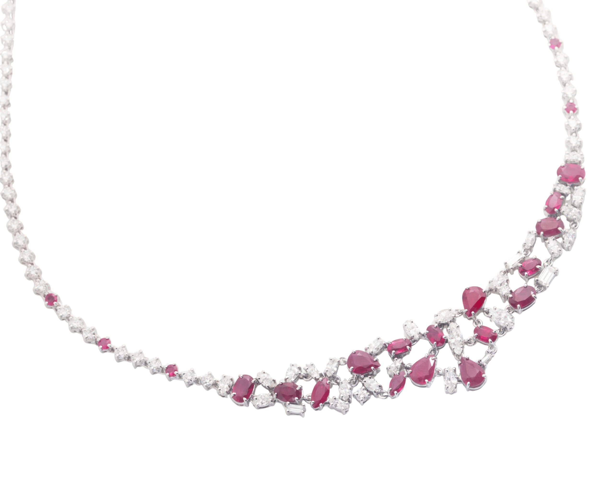 Collar rubís y diamantes