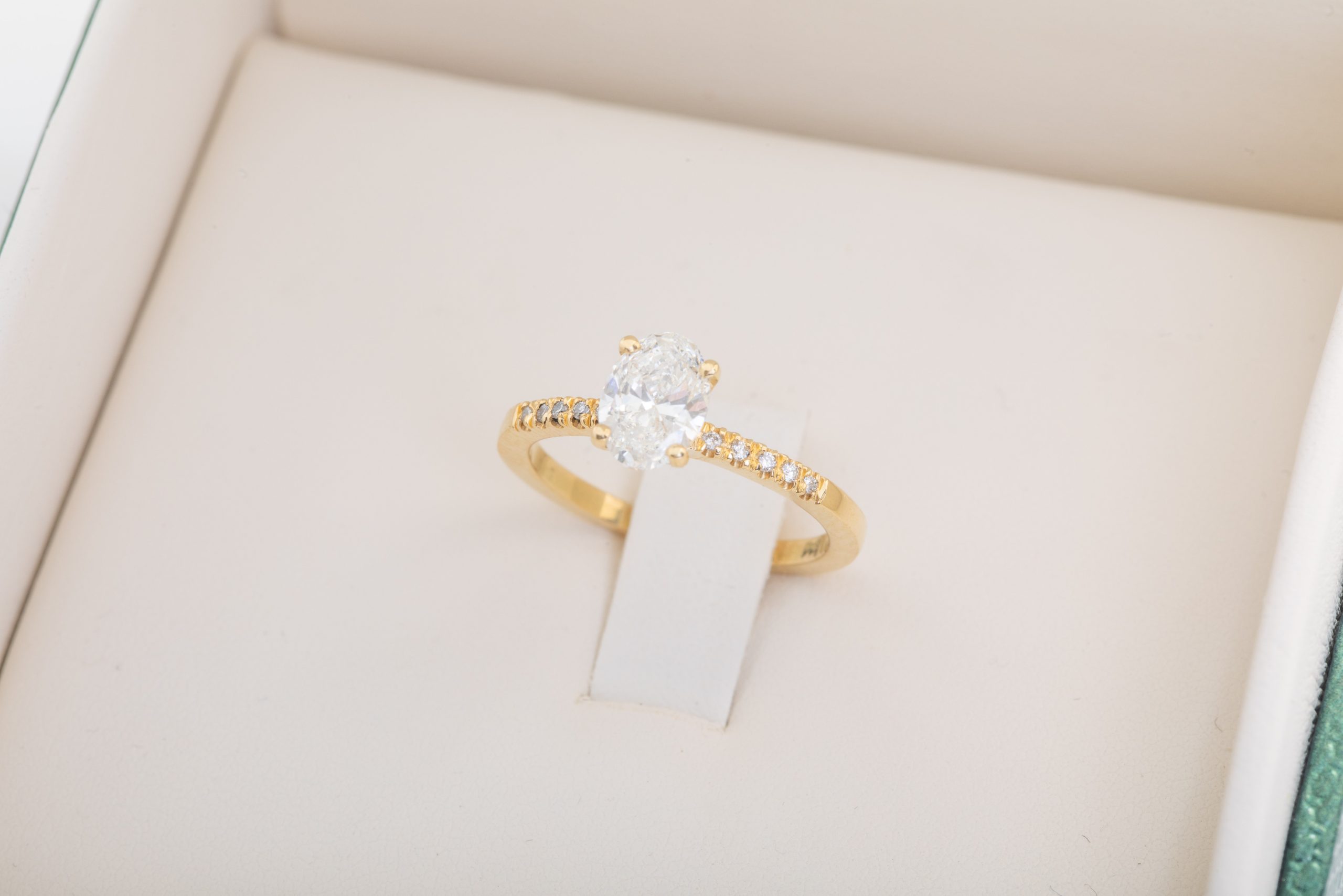 Anillo de compromiso 0.70